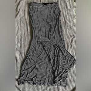Old Navy - Black and white striped maxi skirt